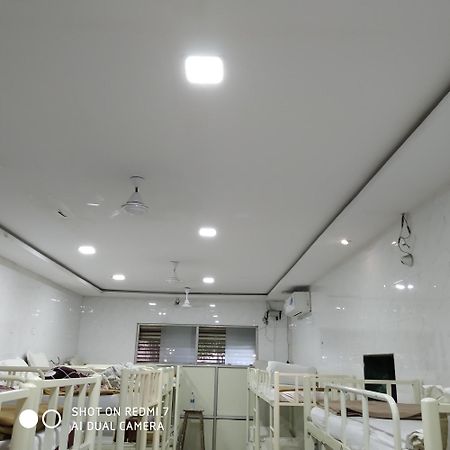 Star Dormitory Mumbai Ngoại thất bức ảnh