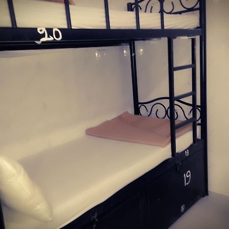 Star Dormitory Mumbai Ngoại thất bức ảnh