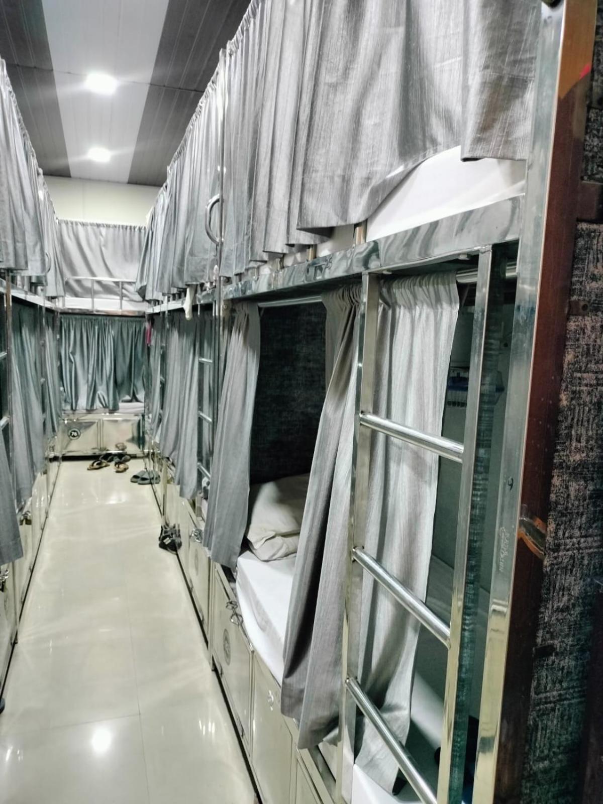 Star Dormitory Mumbai Ngoại thất bức ảnh