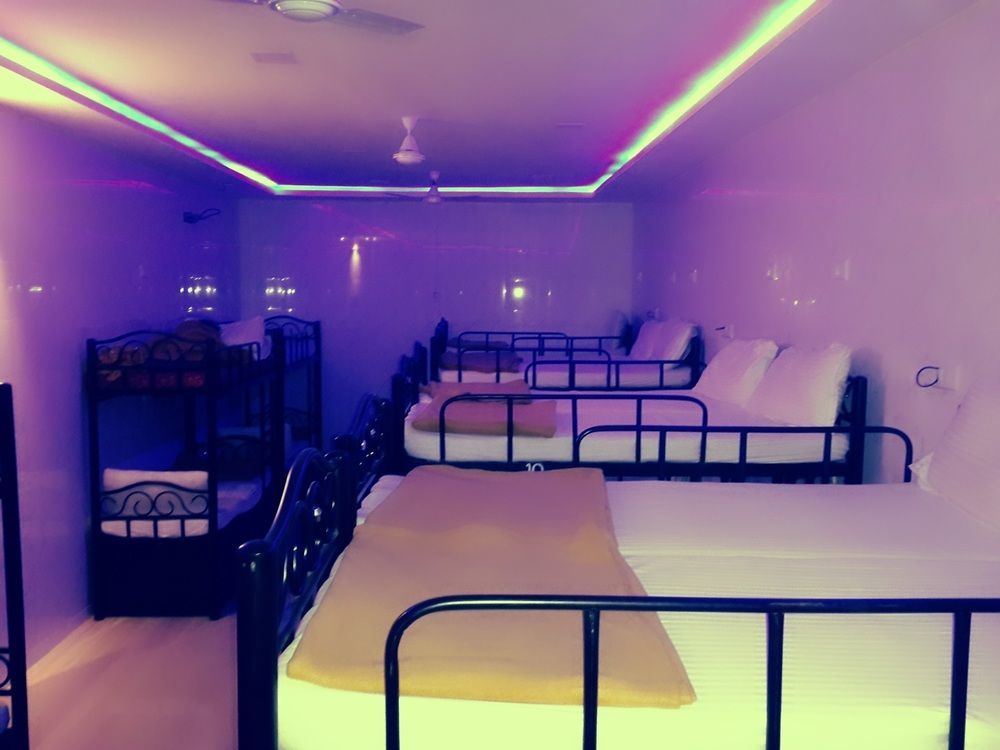 Star Dormitory Mumbai Ngoại thất bức ảnh