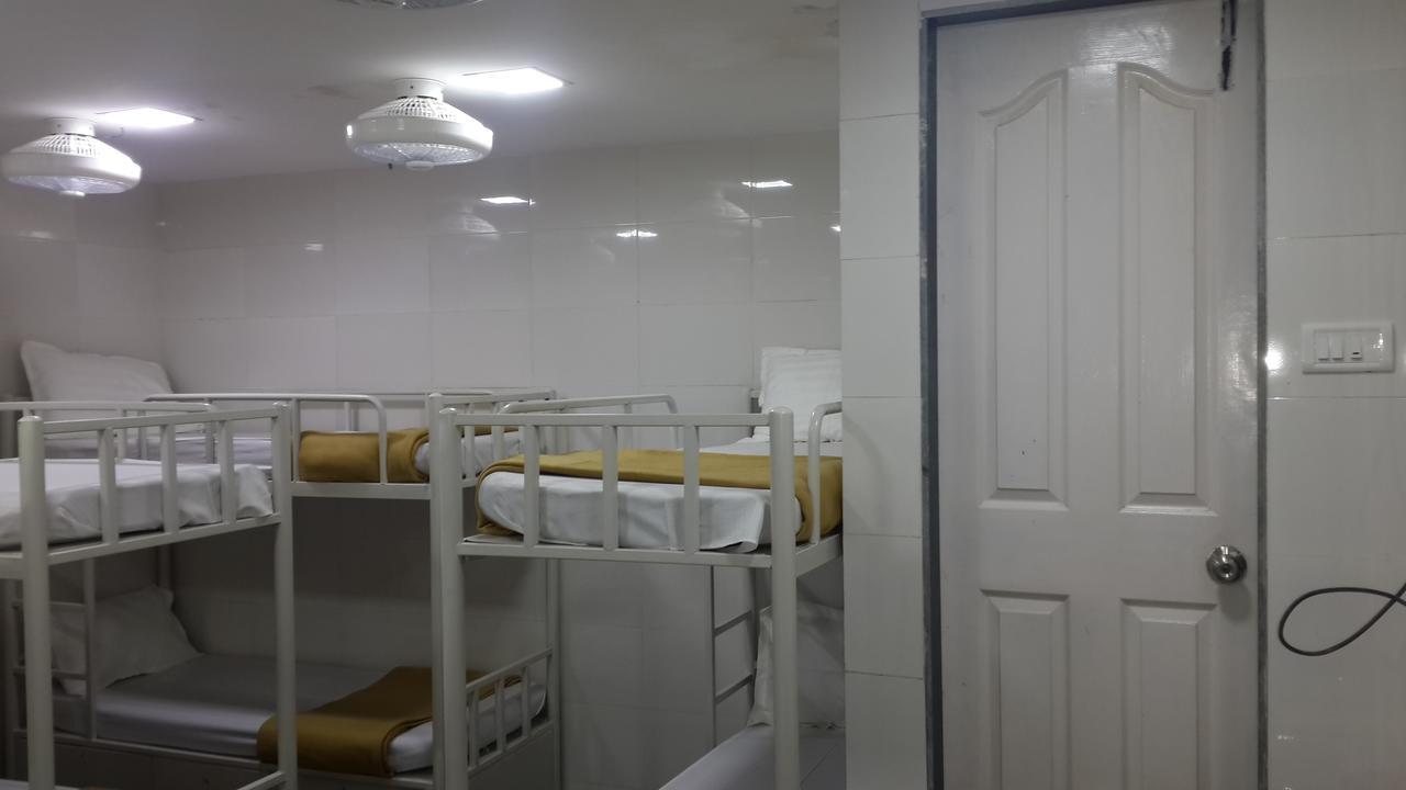 Star Dormitory Mumbai Ngoại thất bức ảnh