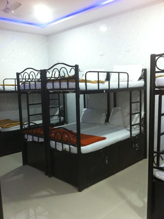 Star Dormitory Mumbai Ngoại thất bức ảnh