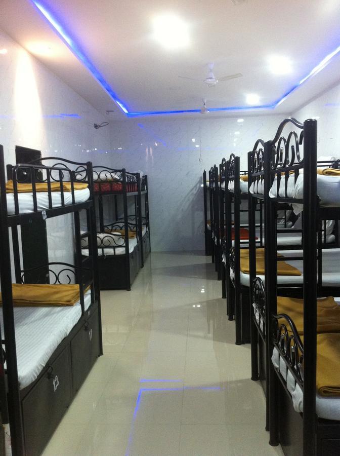 Star Dormitory Mumbai Ngoại thất bức ảnh