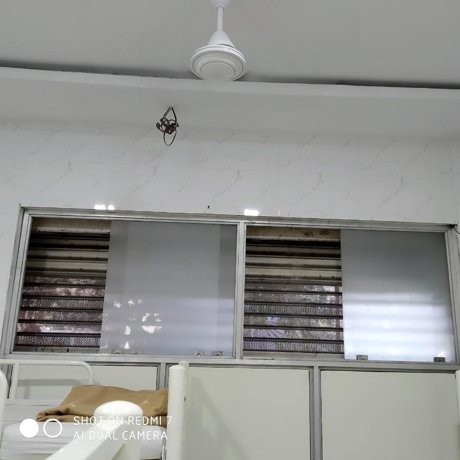 Star Dormitory Mumbai Ngoại thất bức ảnh